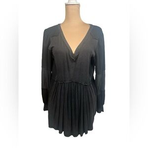 POL Black V-Neck Pleated Tunic Top Small